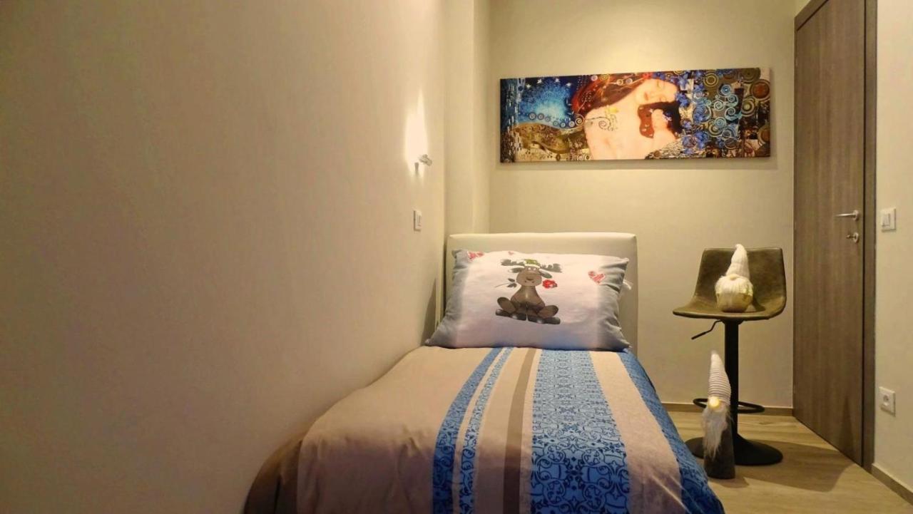 Blue Moon - Via Parigi Apartments Аоста Экстерьер фото