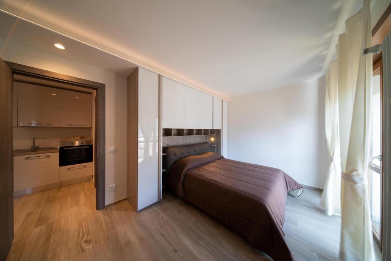 Blue Moon - Via Parigi Apartments Аоста Экстерьер фото